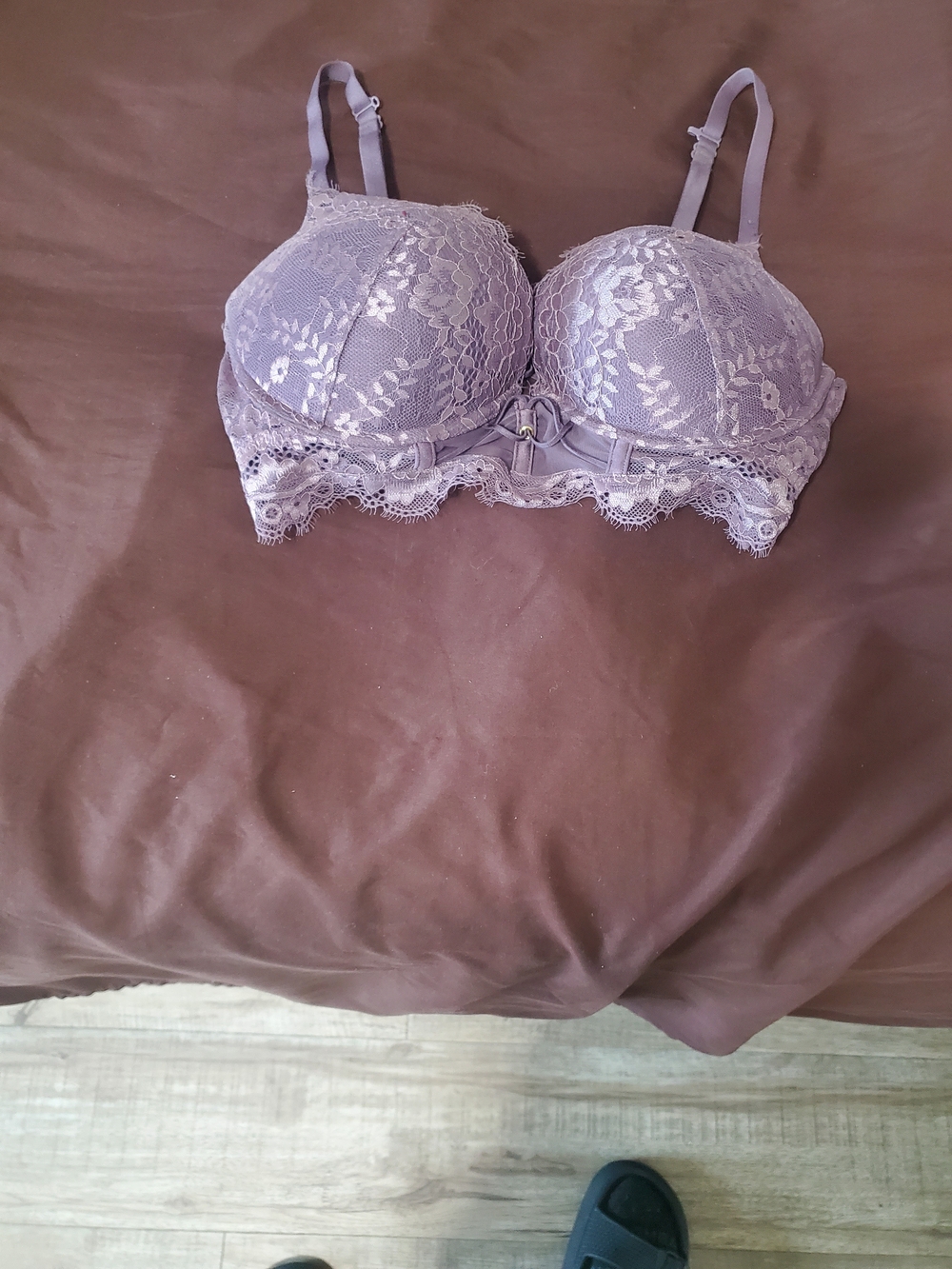 La SENZA Lavender Lace Underwire Bra Plunge Size 36 C Purple